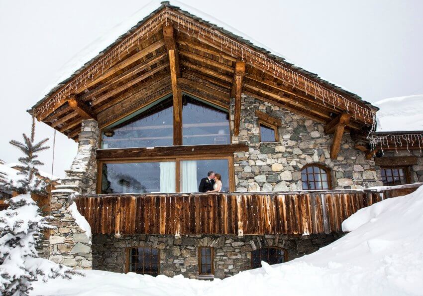 Alpine wedding bride and groom at Le Chardon Val d'Isere