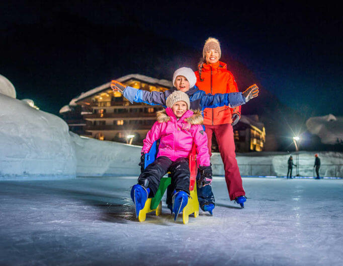 Ice skating in val d'isere